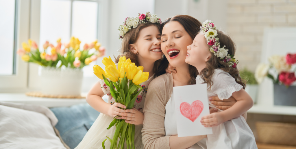 Mutter und 2 Kinder
